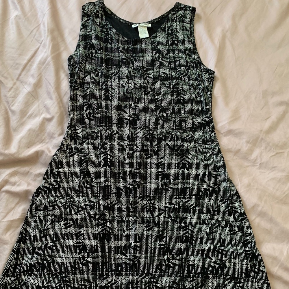Slinky lightweight Grid Print Black Dress